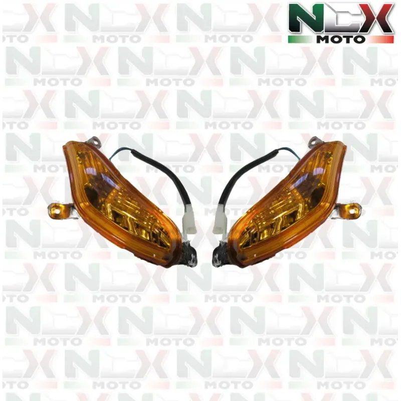 Coppia Indicatori Direzione Anteriori Originali NCX per Scooter Lucky X5