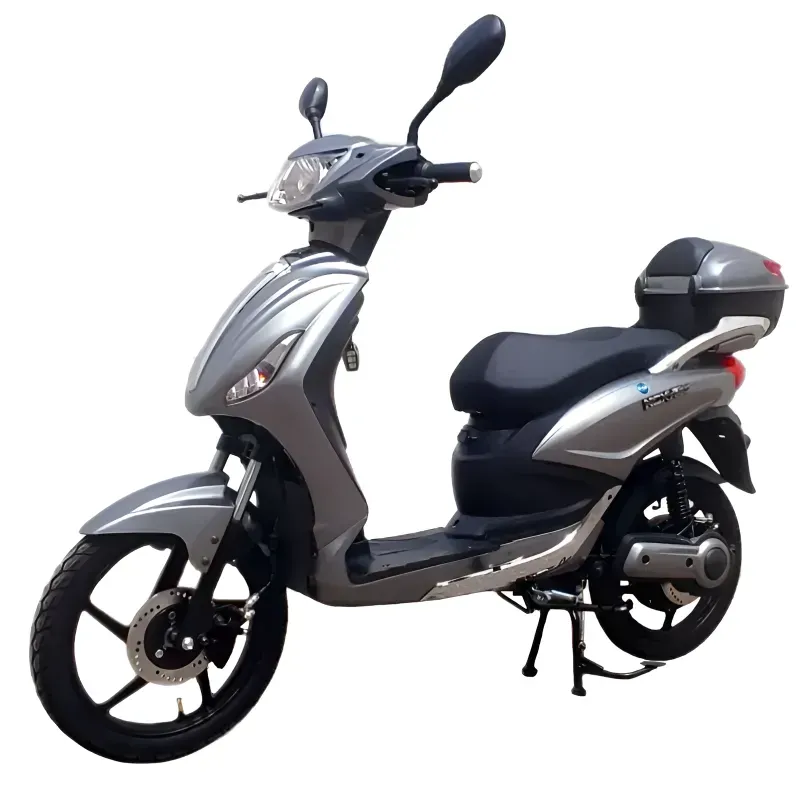Scooter X-Tech EVO Lead Acid 1250W 48V 20Ah Targabile - Colore Grigio - Vista Frontale Sinistra