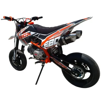 Pit Bike NCX Vyper 140 4T 12/12 Supermotard - Colore Bianco/Arancio - Vista 45° Posteriore
