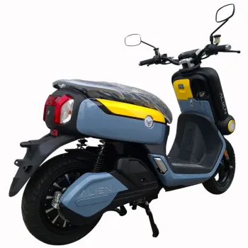 Strike 3000W 72v 30Ah - Vista 45° Posteriore - Colore Grigio/Giallo